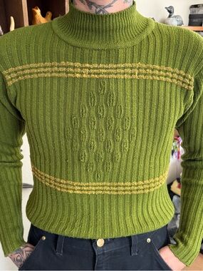 Vintage 60s 70s Lime Green and Gold Ribbed Turtleneck Sweater ~ Size Small